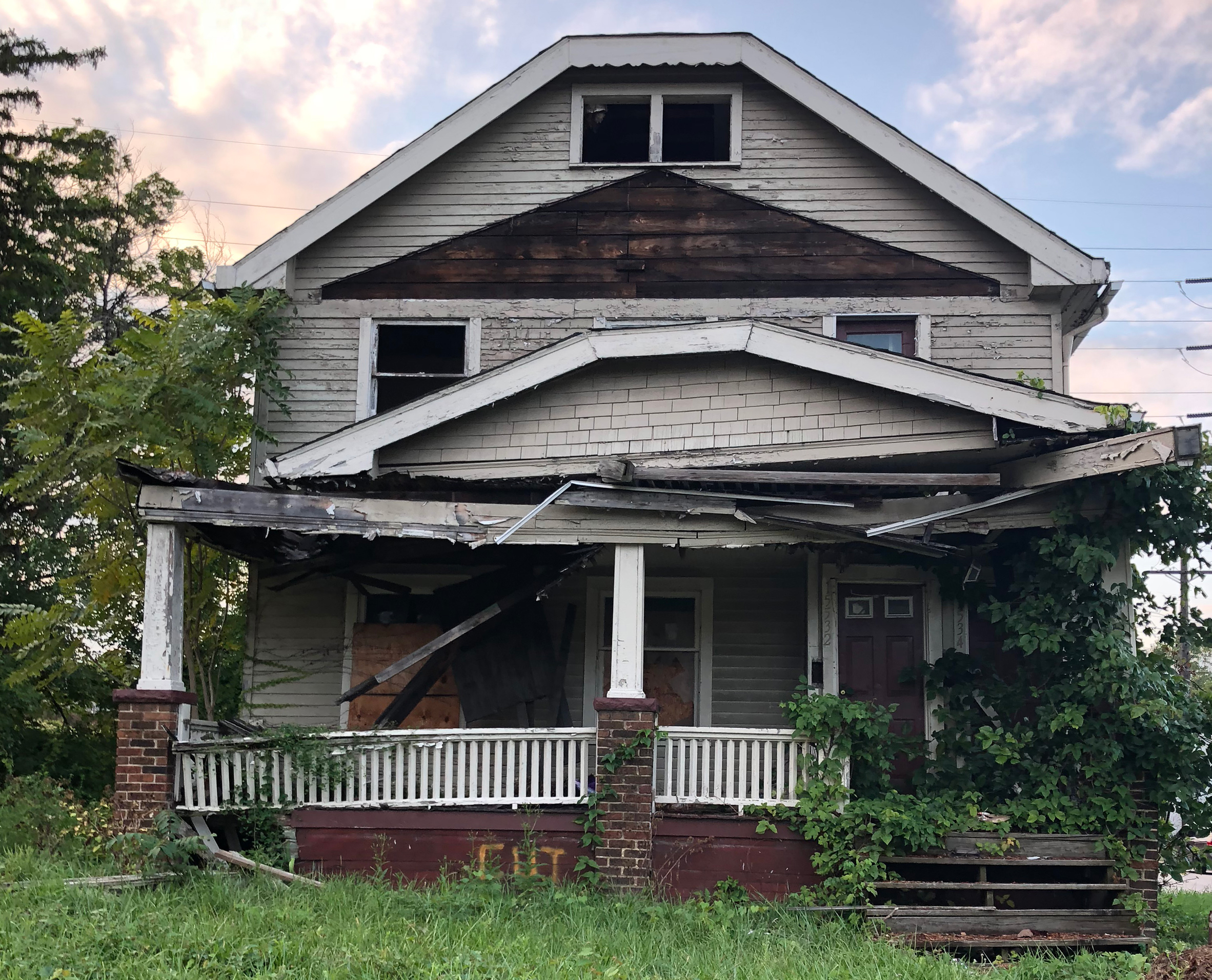 Cleveland firm Redhouse Architecture is planning to recycle derelict homes by combining waste materials from demolitions with mushroom mycelium, creating new building materials.