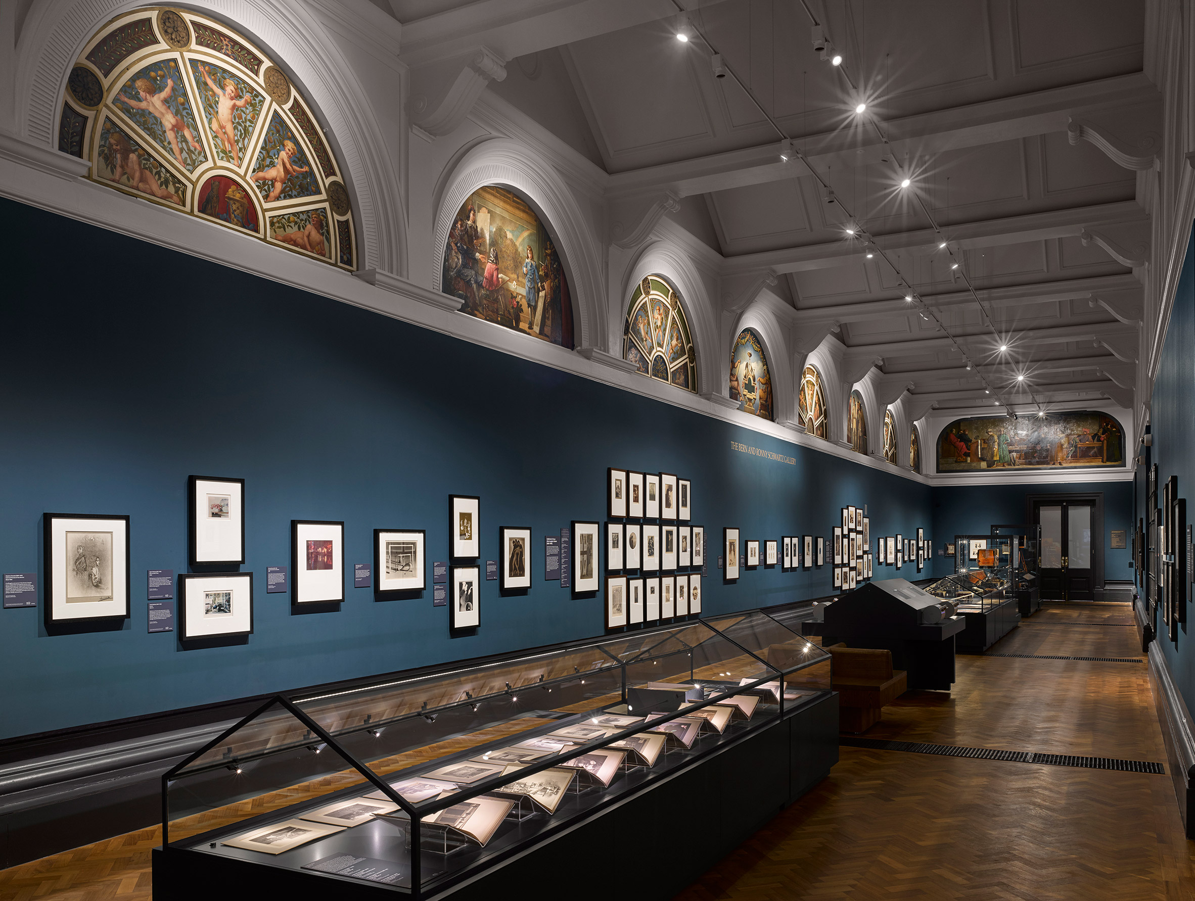 David Kohn designs V&A Photography Centre to hold museum's delicate  collection