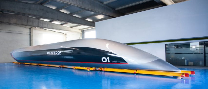 Priestmangoode creates full-scale prototype of "spaceship-like" Hyperloop capsule