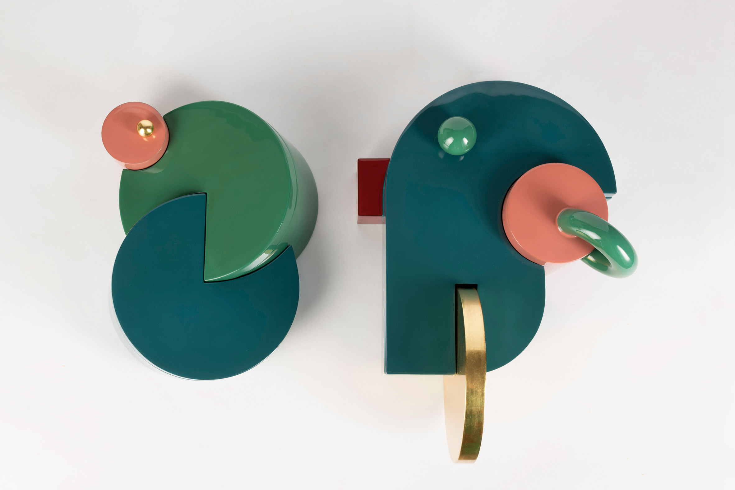 Lara Bohinc creates a contemporary take on traditional urushi boxes