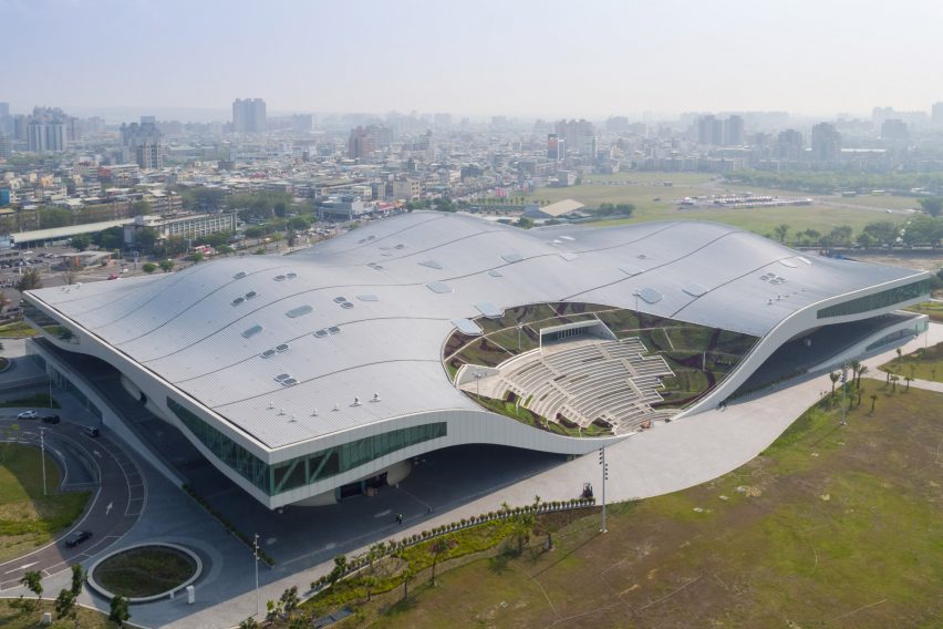 National Kaohsiung Centre for the Arts by Mecanoo