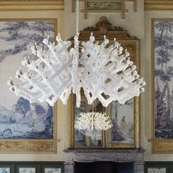 Zorya grows 18-armed crystal chandelier