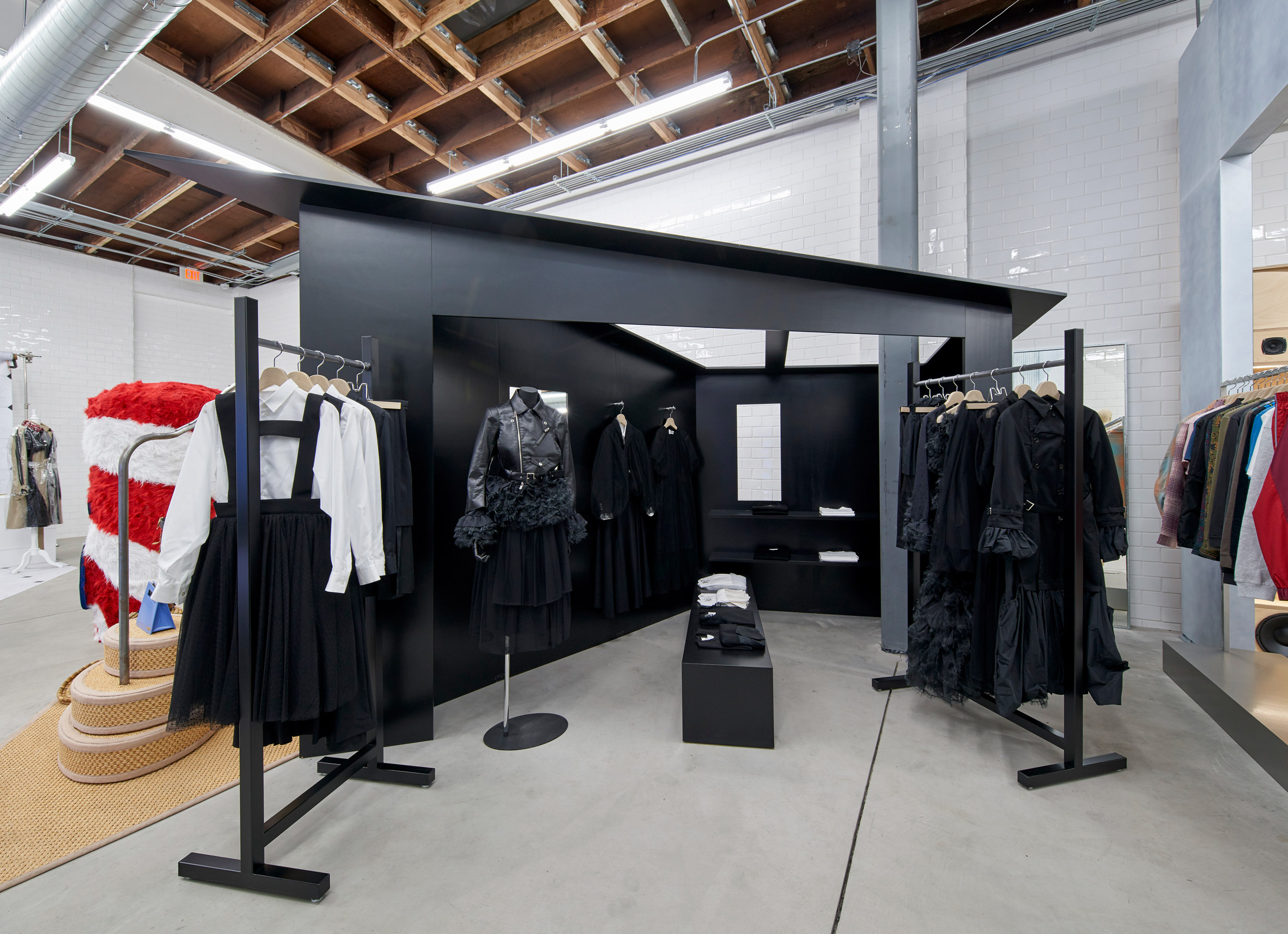 sacai dover street market - Google Search  Shop interiors, Dover street  market, Retail design