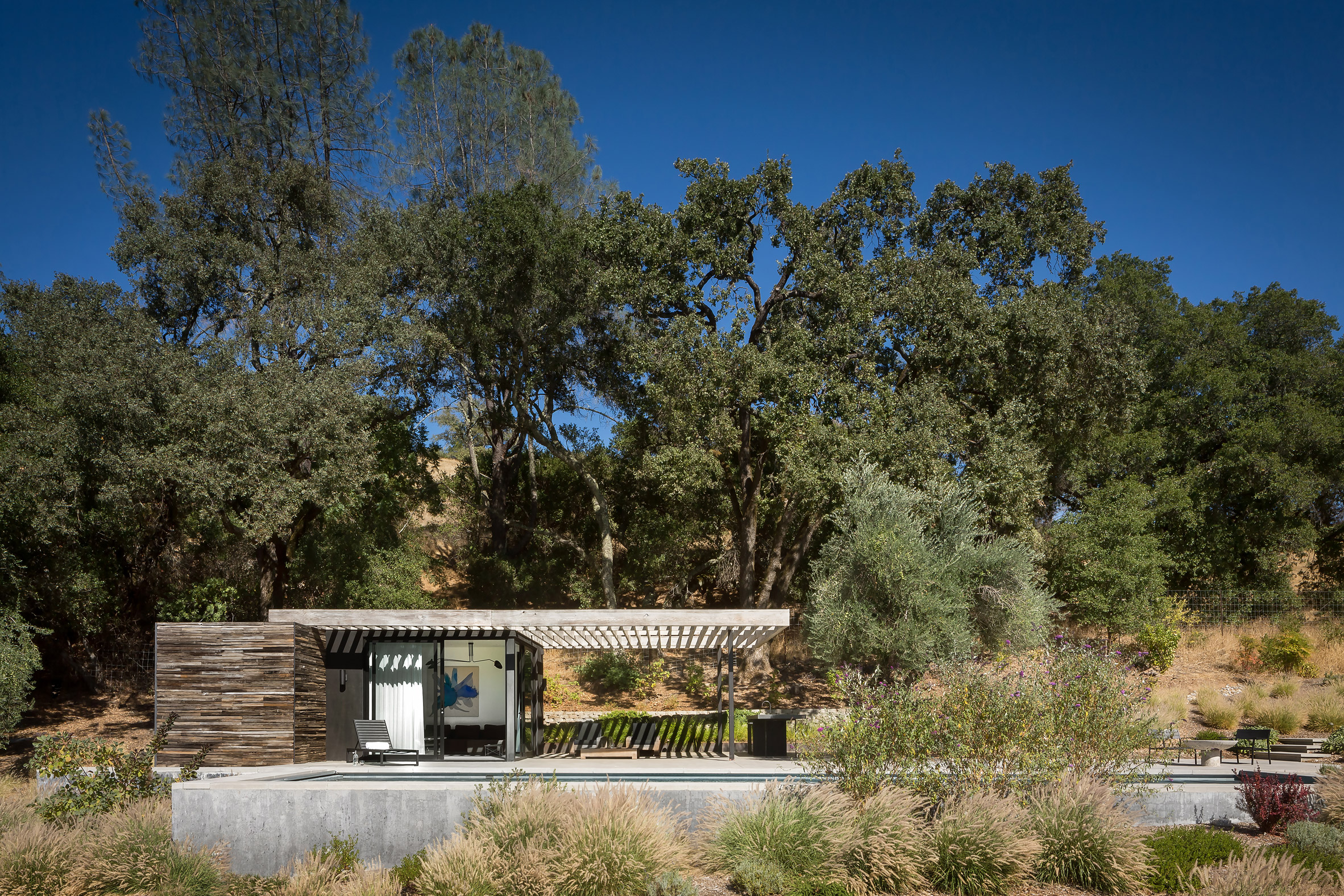 Pool house by Ro Rockett Design offers views of California wine country
