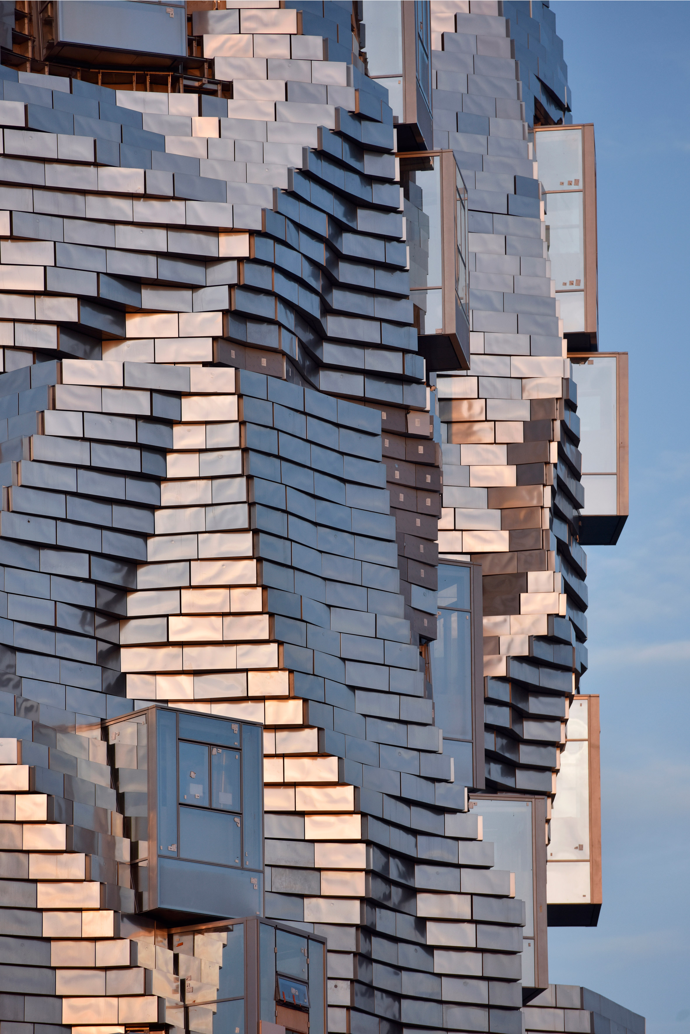 Luma Arles tower by Frank Gehry