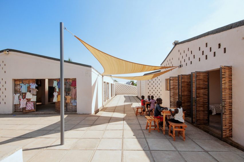 The Okana Centre for Change in Kenya, by Laura Katharina Straehle and Ellen Rouwendal