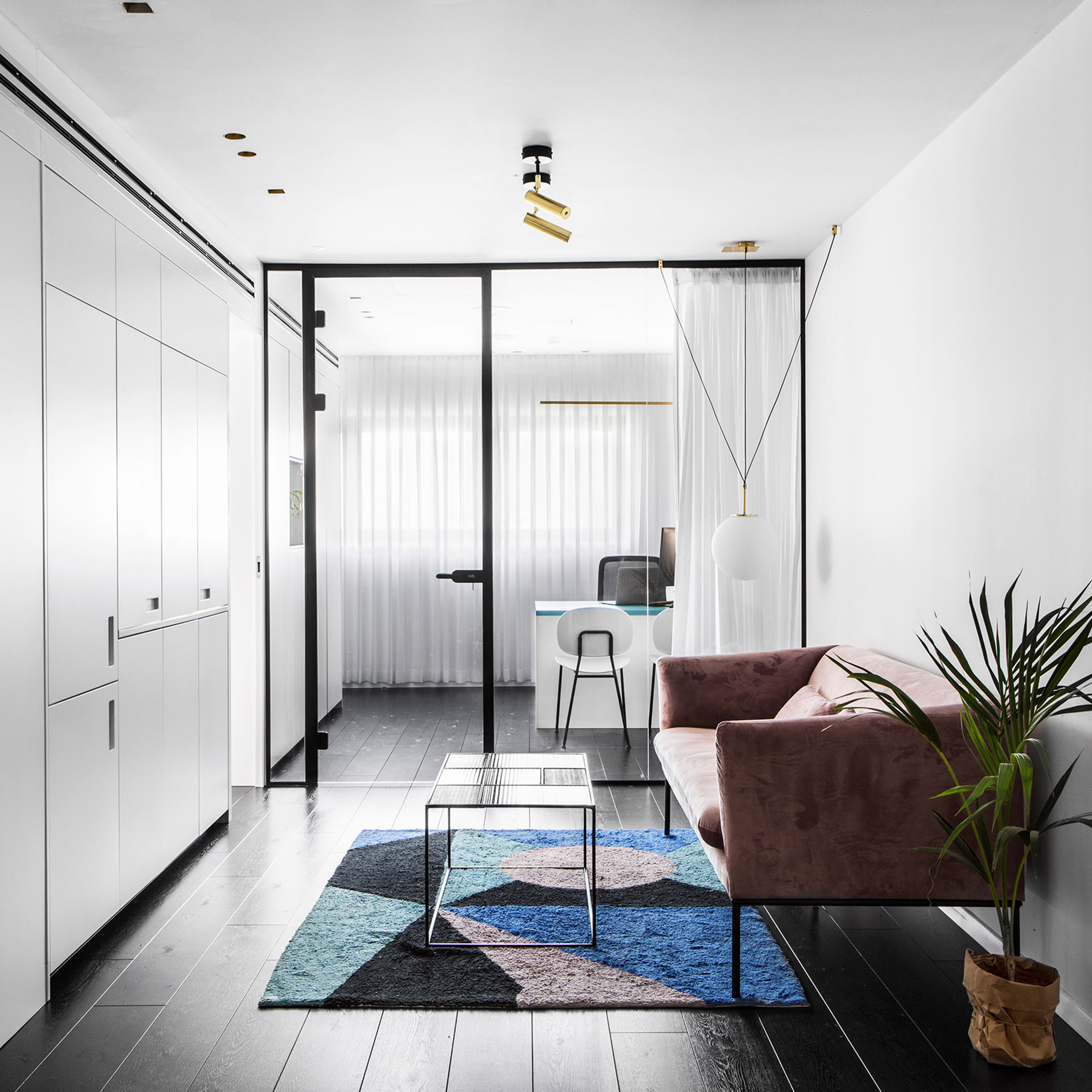 Maayan Zusman Designs Plastic Surgery Clinic With Home Like Interiors