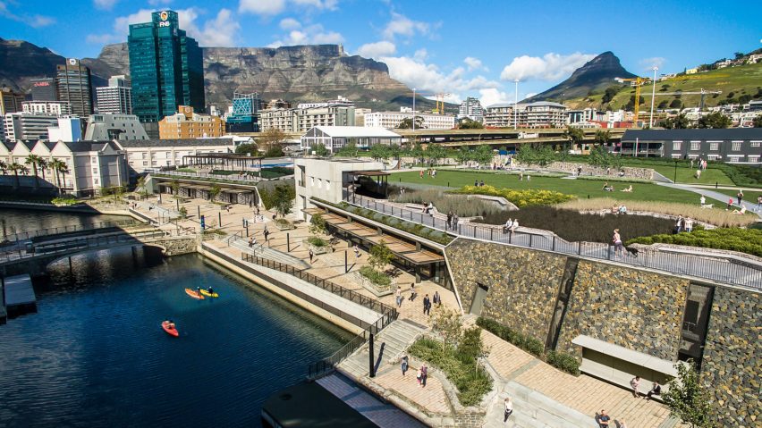Battery Park, Cape Town, by DHK
