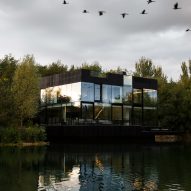 Glass Villa in the lake by Mecanoo in Lechlade, United Kingdom
