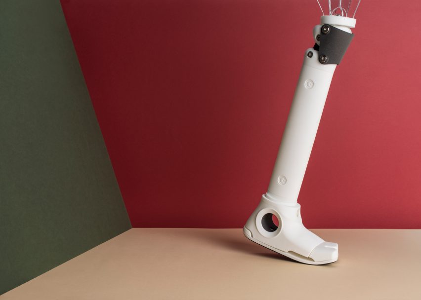 waterval Storing Religieus Project Circleg uses recycled plastic to build low-cost prosthetics in Kenya