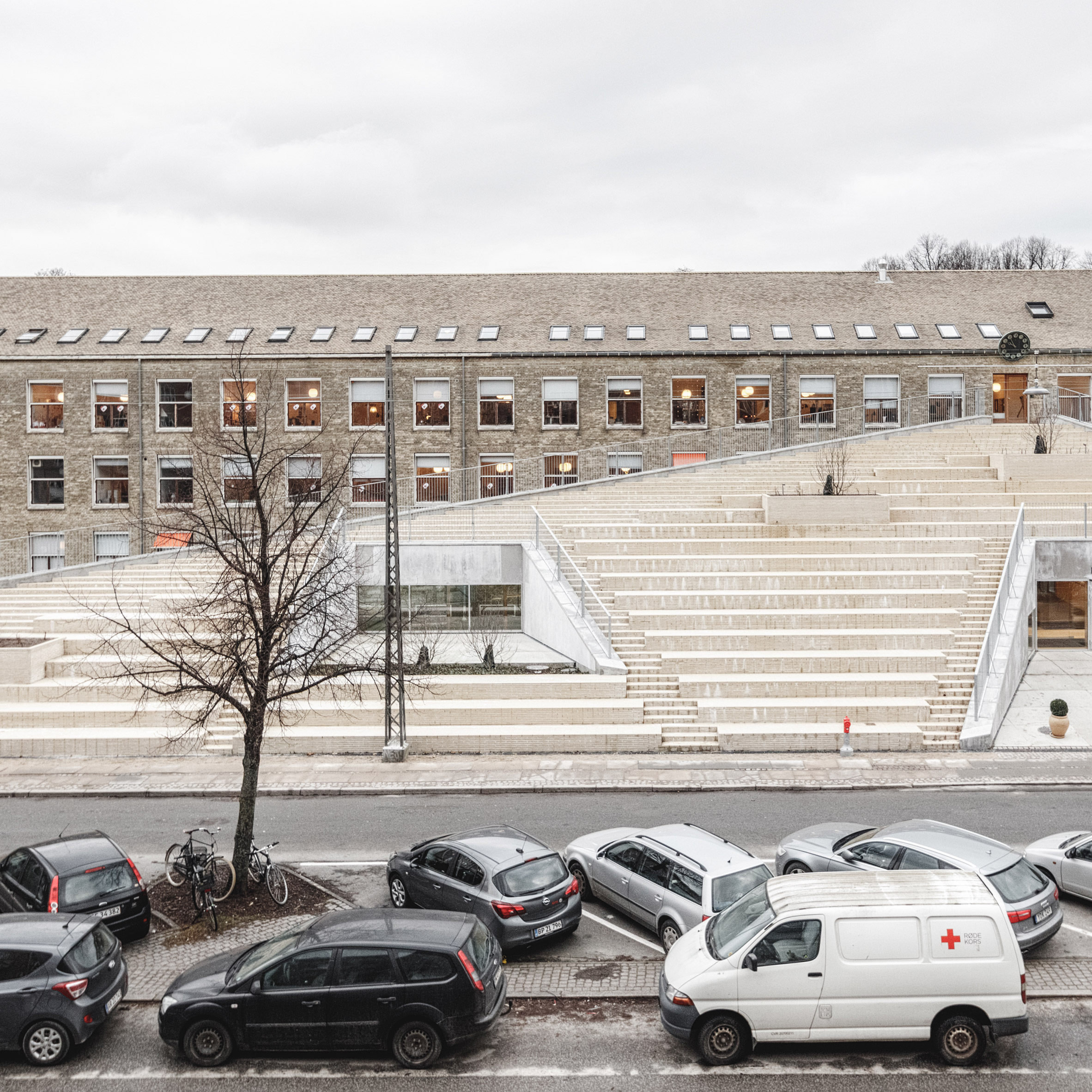 COBE's extension to Danish Cross headquarters has stepped roof