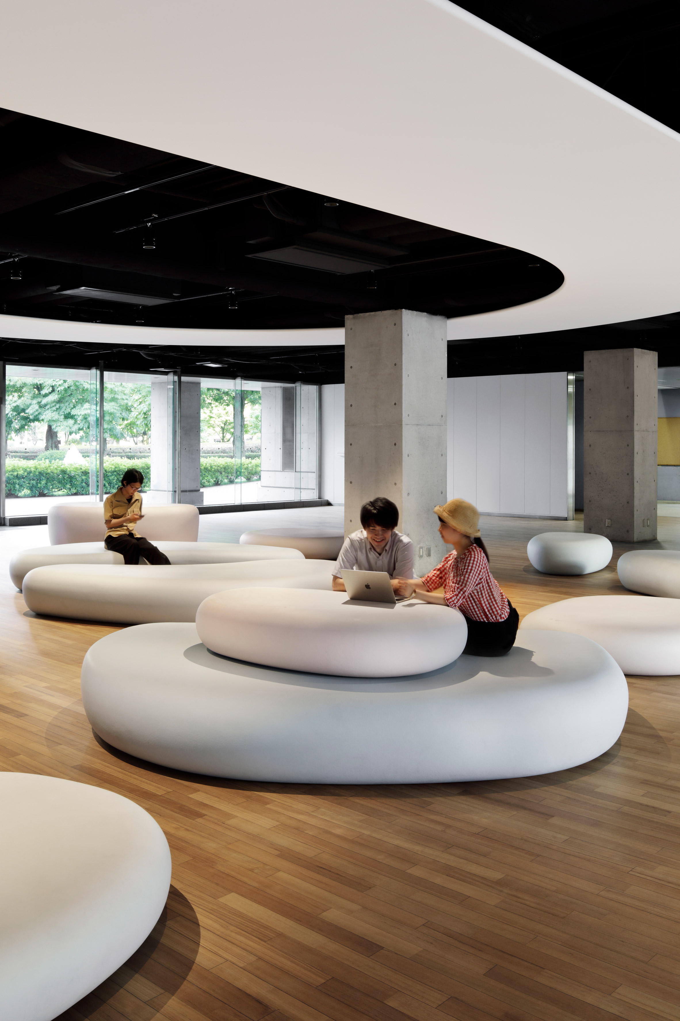 Zero Space student recreation area by Igarashi Design Studio