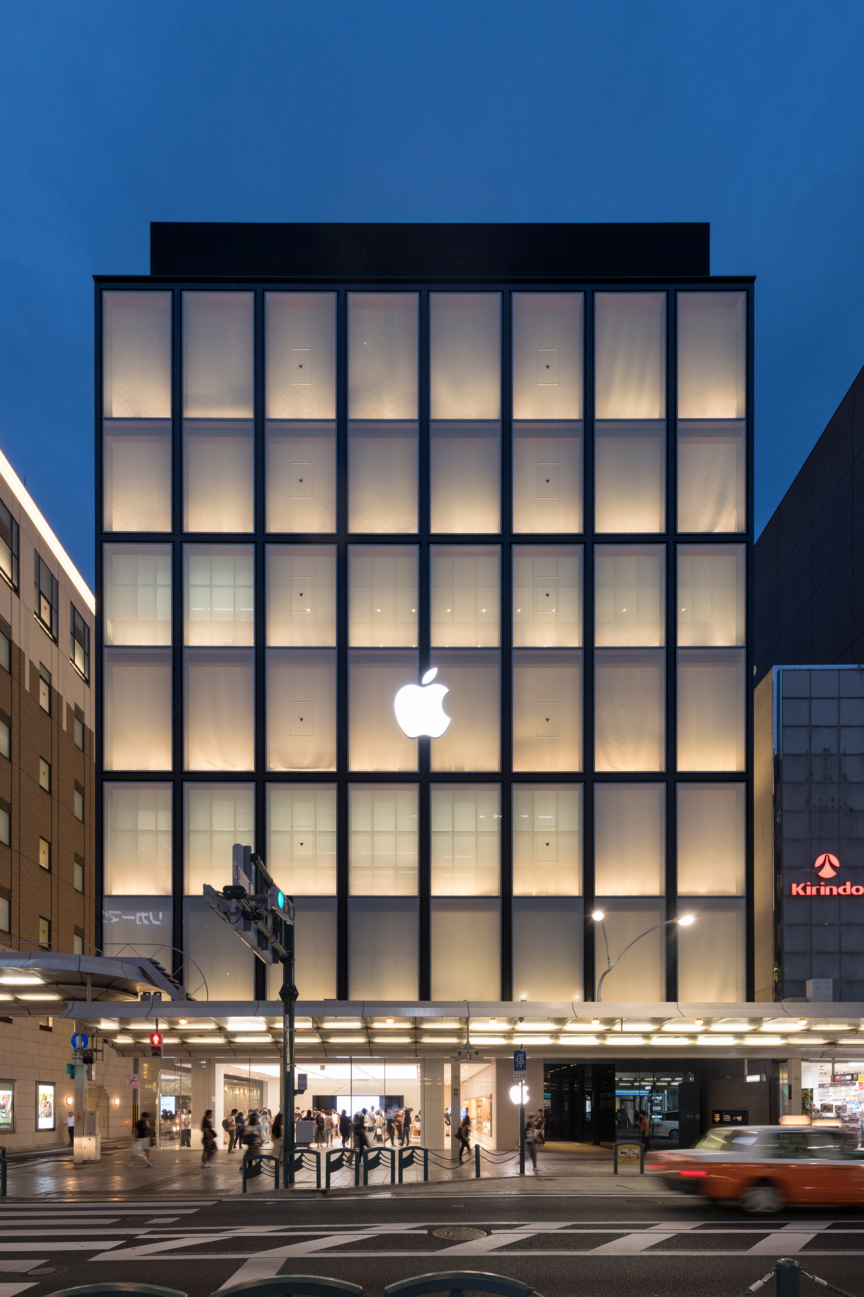Apple Kyoto in Japan by Fosters + Partners