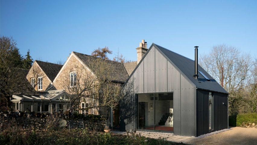 Corrugated metal extension by Eastabrook Architects