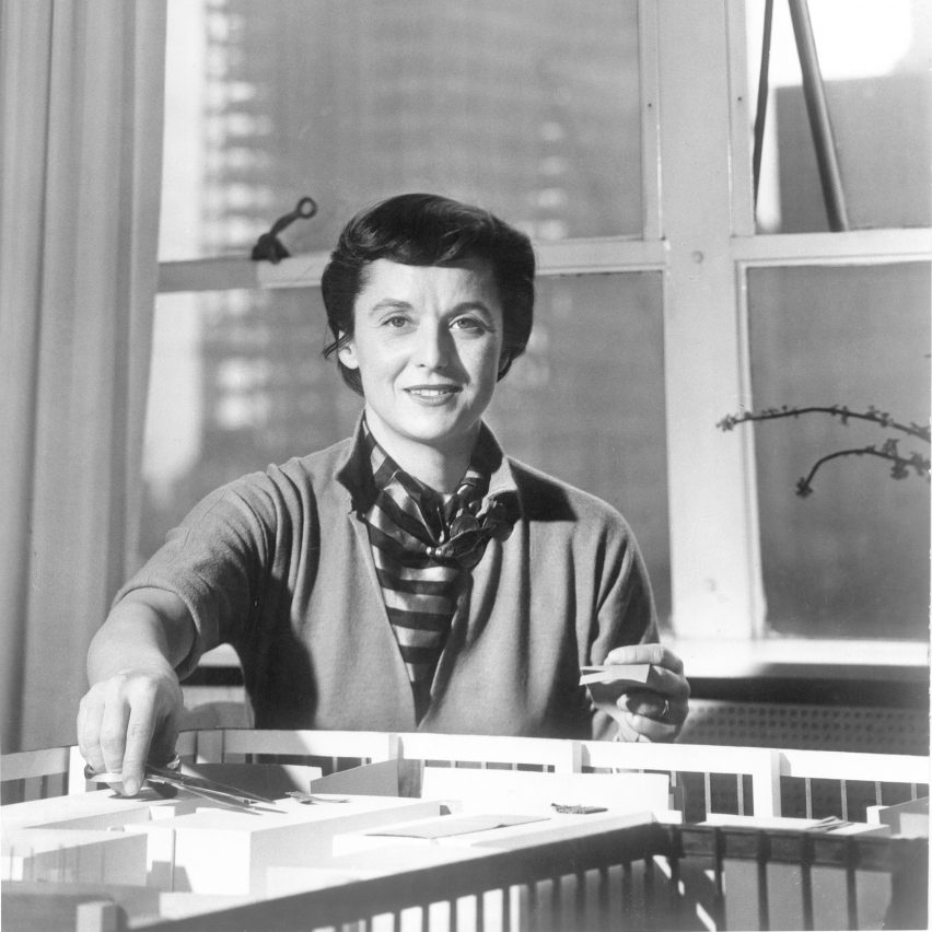 Office design pioneer Florence Knoll Bassett dies aged 101