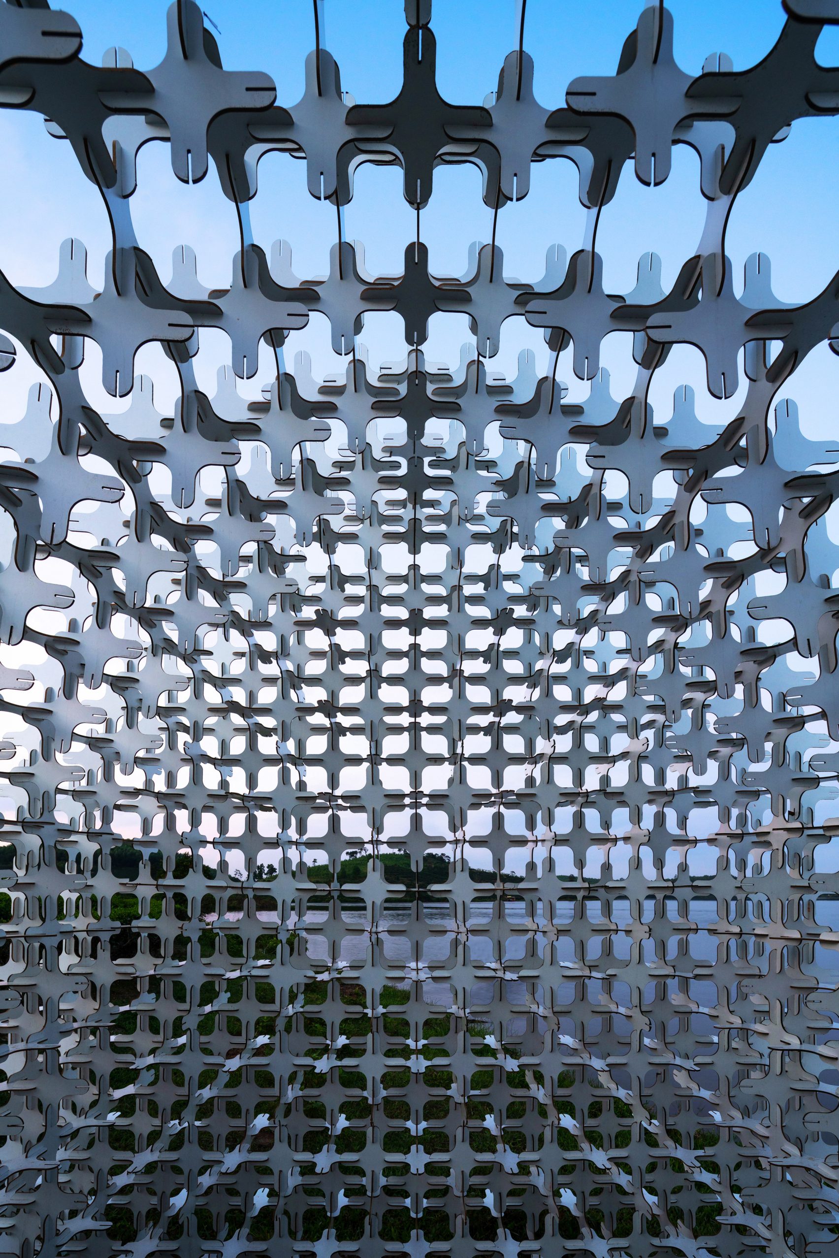 Modular pavilion at Vietnamese tea farm made from 2,000 wooden crosses ...