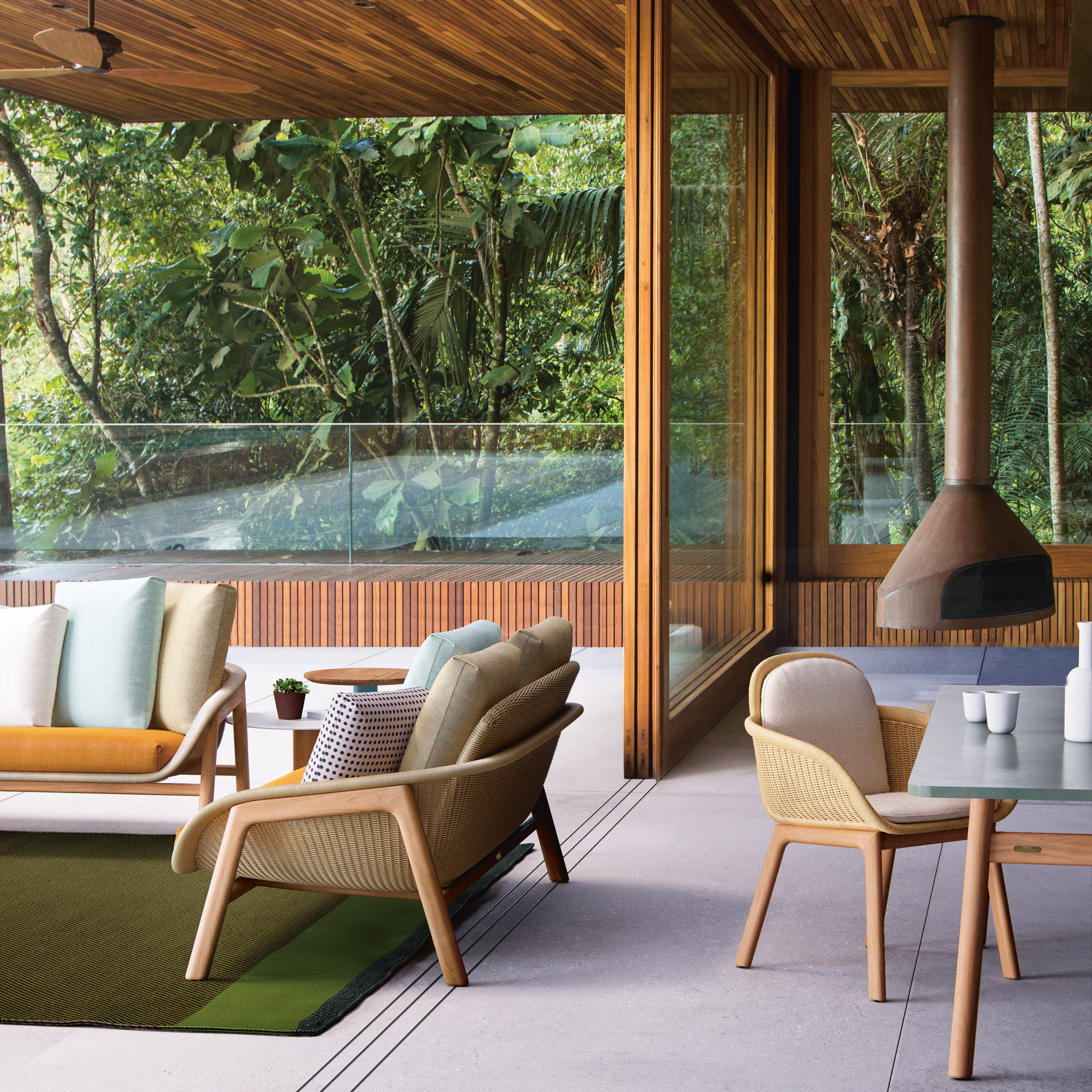 Outdoor furniture: Vimini by Patricia Urquiola for Kettal