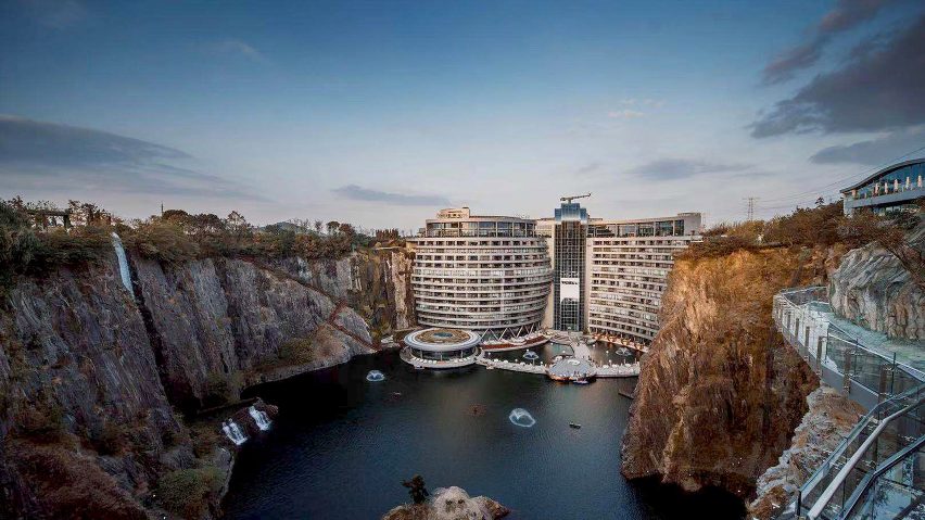 Quarry hotel: Shimao Wonderland Intercontinental Hotel in China by Jade+QA