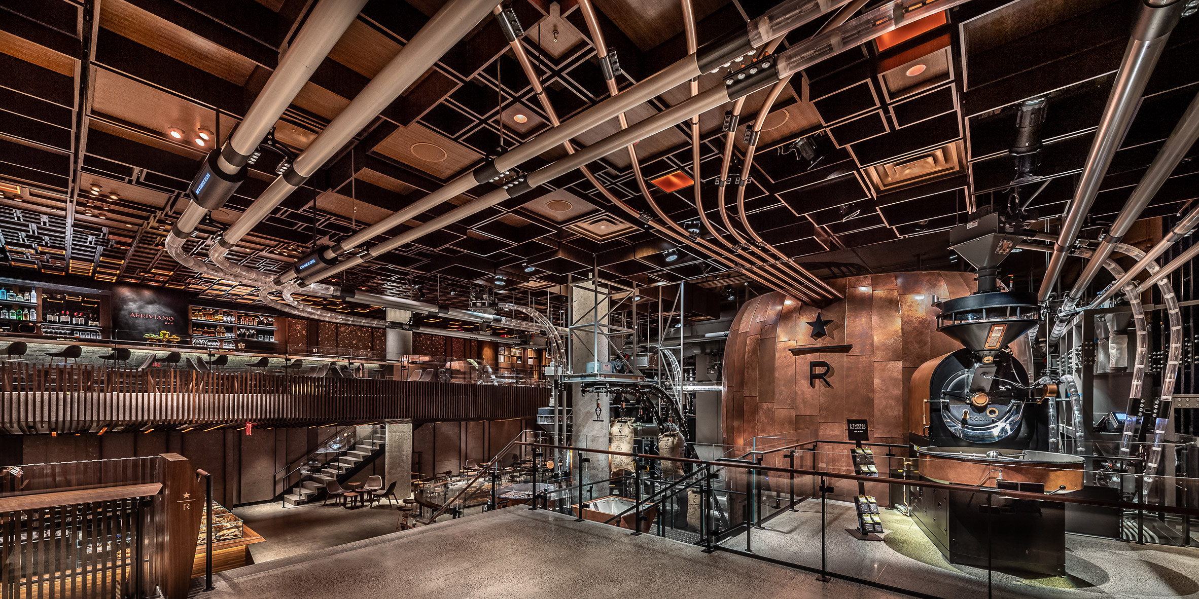 Starbucks Reserve Roastery Cafe Opens In New Yorks Meatpacking Dr
