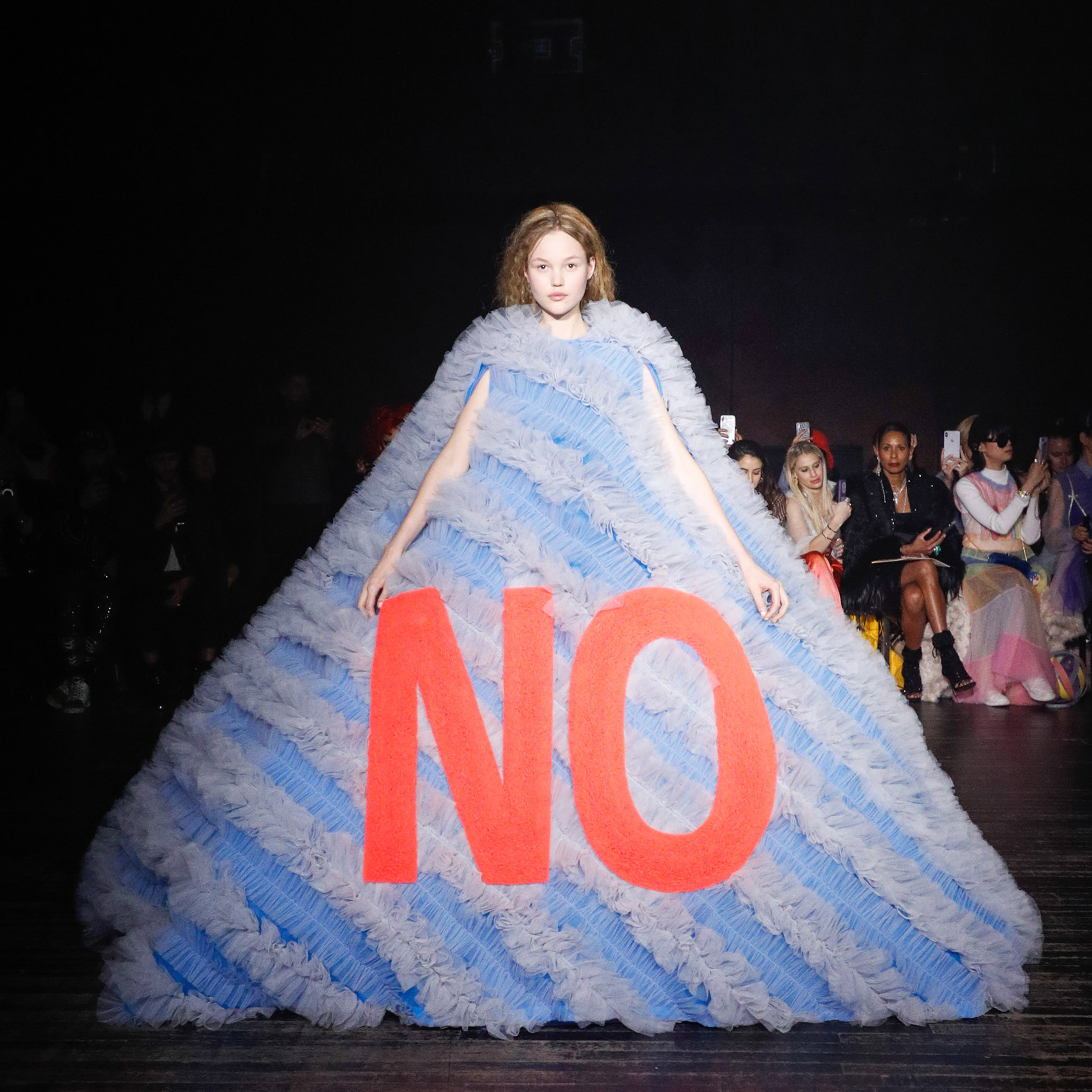 Viktor Rolf S Spring Summer 19 Couture Fashion Statements Collection Demonstrates The Expressive Power Of Clothing