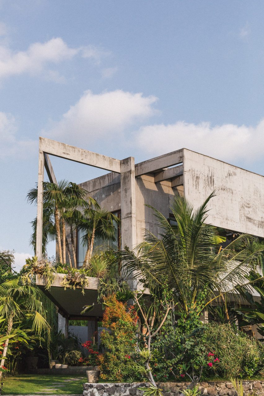A Brutalist Tropical Home in Bali by Patisandhika and Daniel Mitchell