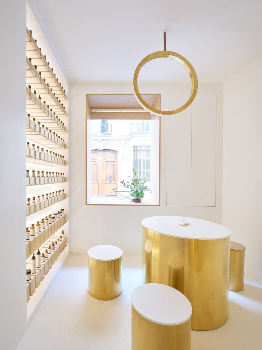 Interiors of En skincare store, designed by Archiee
