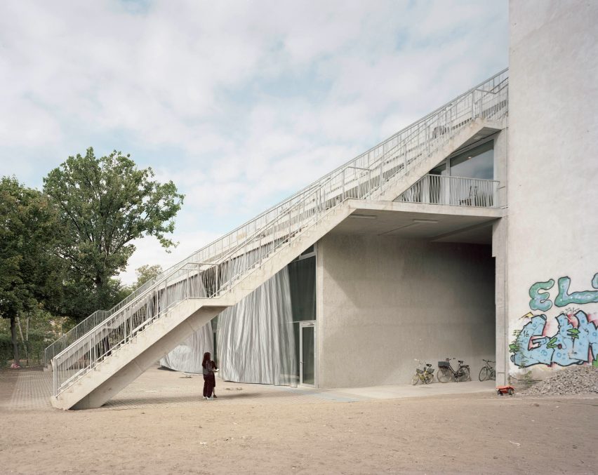 Terrassenhaus by Brandlhuber + Emde and Burlon + Muck Petzet Architekten