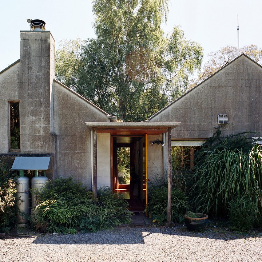 Mary Gaudin photographs little-known Werry/Francis Houses by New Zealand modernist John Scott