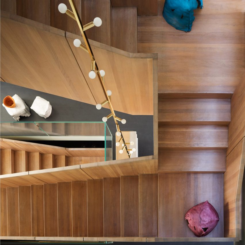 Casa Perfect New York gallery includes David Chipperfield staircase