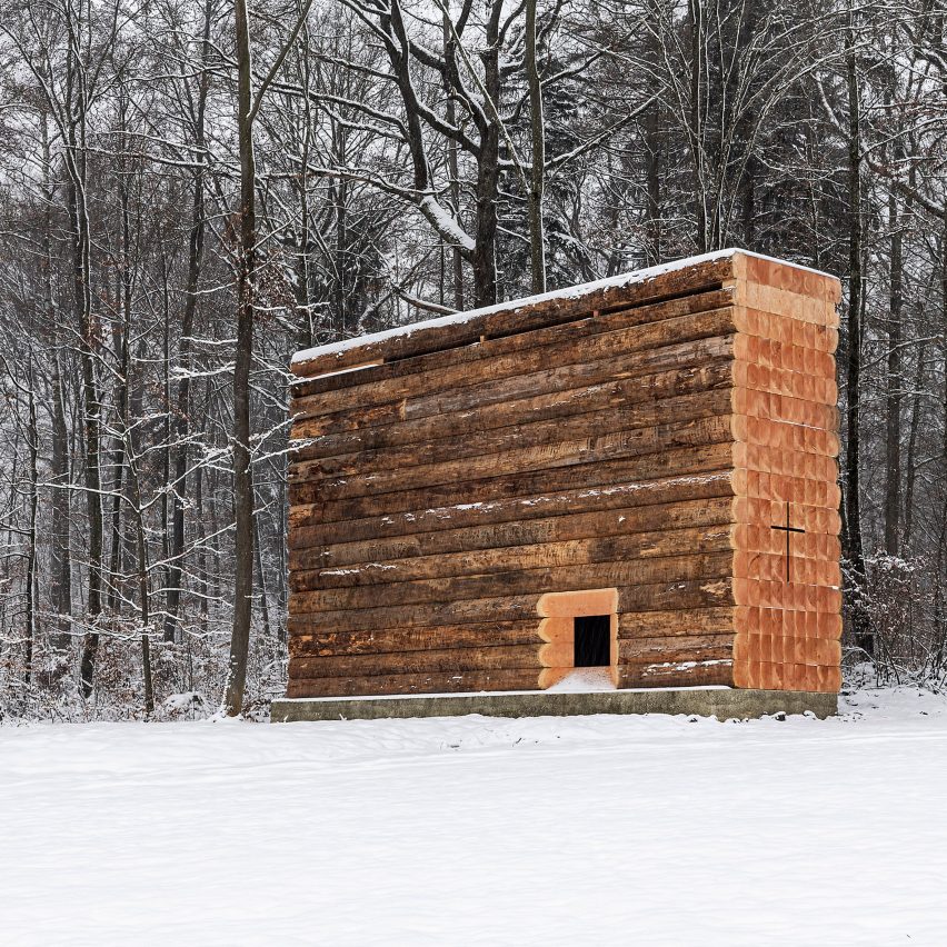 John Pawson builds Wooden Chapel for cyclists from huge logs