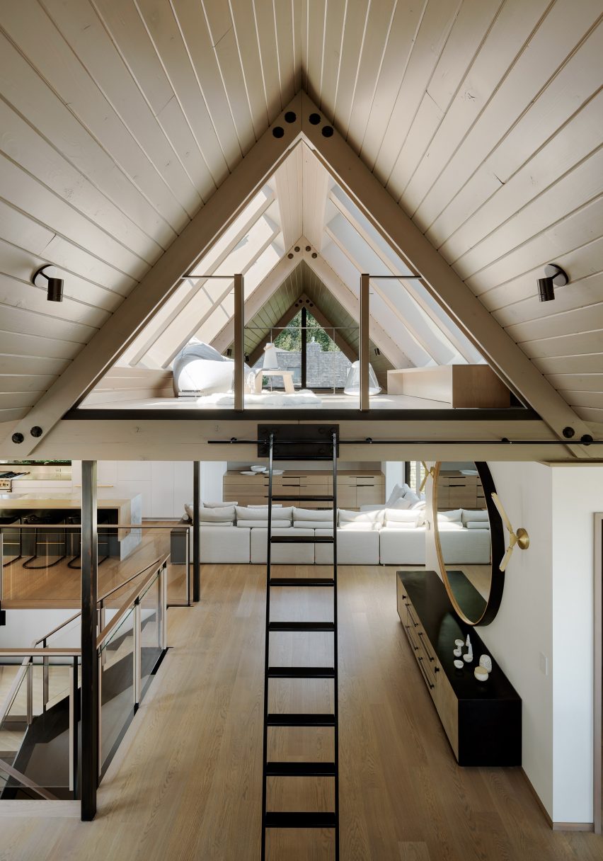 Twin Peaks Residence by Feldman Architects