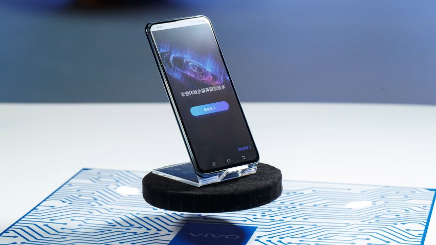 Vivo eliminates all plugs in unibody Apex 2019 smartphone