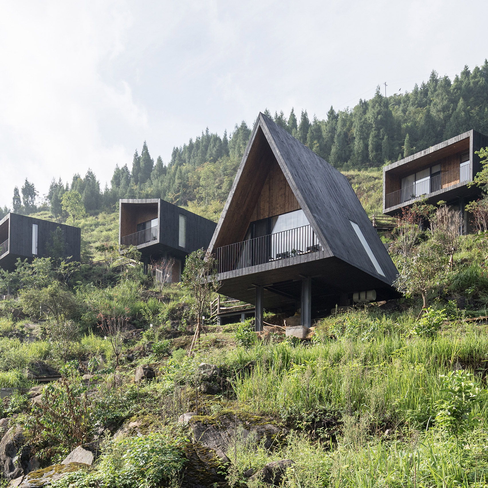 Zjjz Atelier Scatters 10 Cabins Across Mountain In Rural China