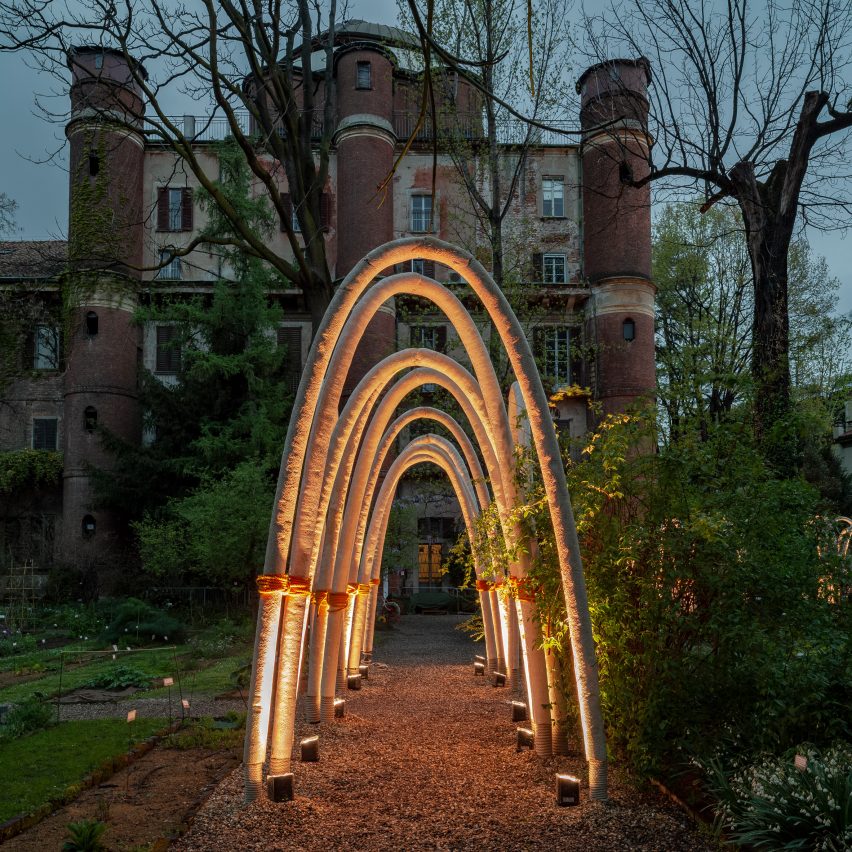 Carlo Ratti grows Gaudí-inspired structures with a kilometre of mushroom mycelium