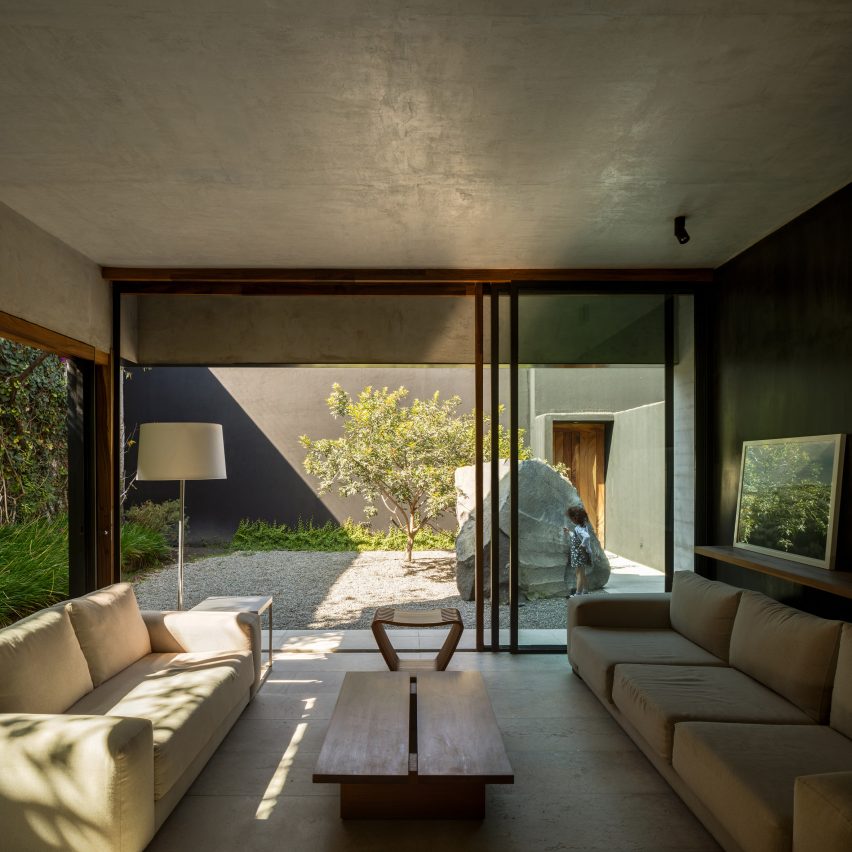 Sierra Fria Residence Mexico City by PPAA