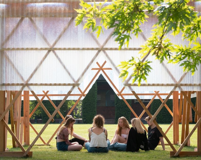 Urban Room pavilion by Invisible Studio and students at the University of Reading