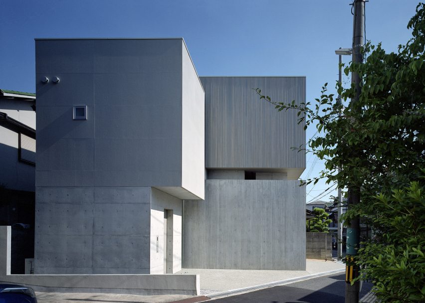 Rumah di Toyonaka oleh Fujiwaramuro Architects