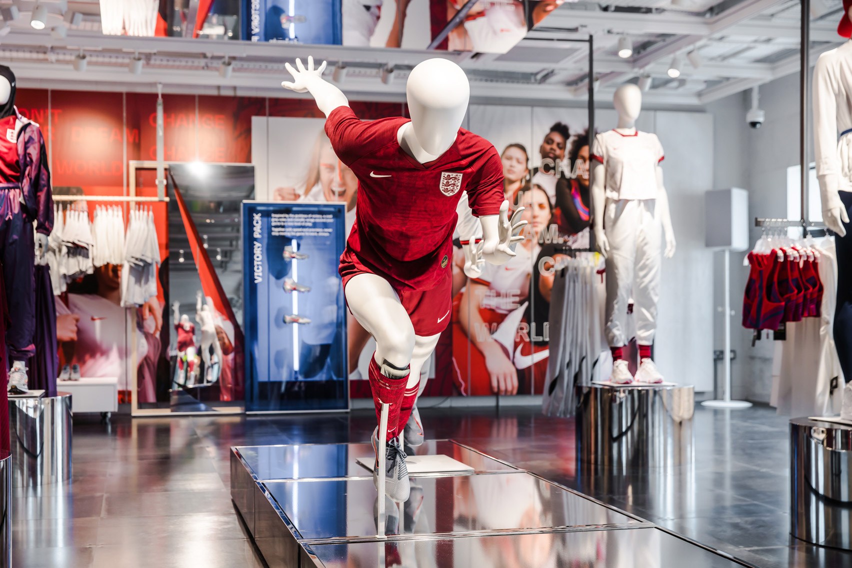 Nike adds plus-size mannequins to London Oxford Street store