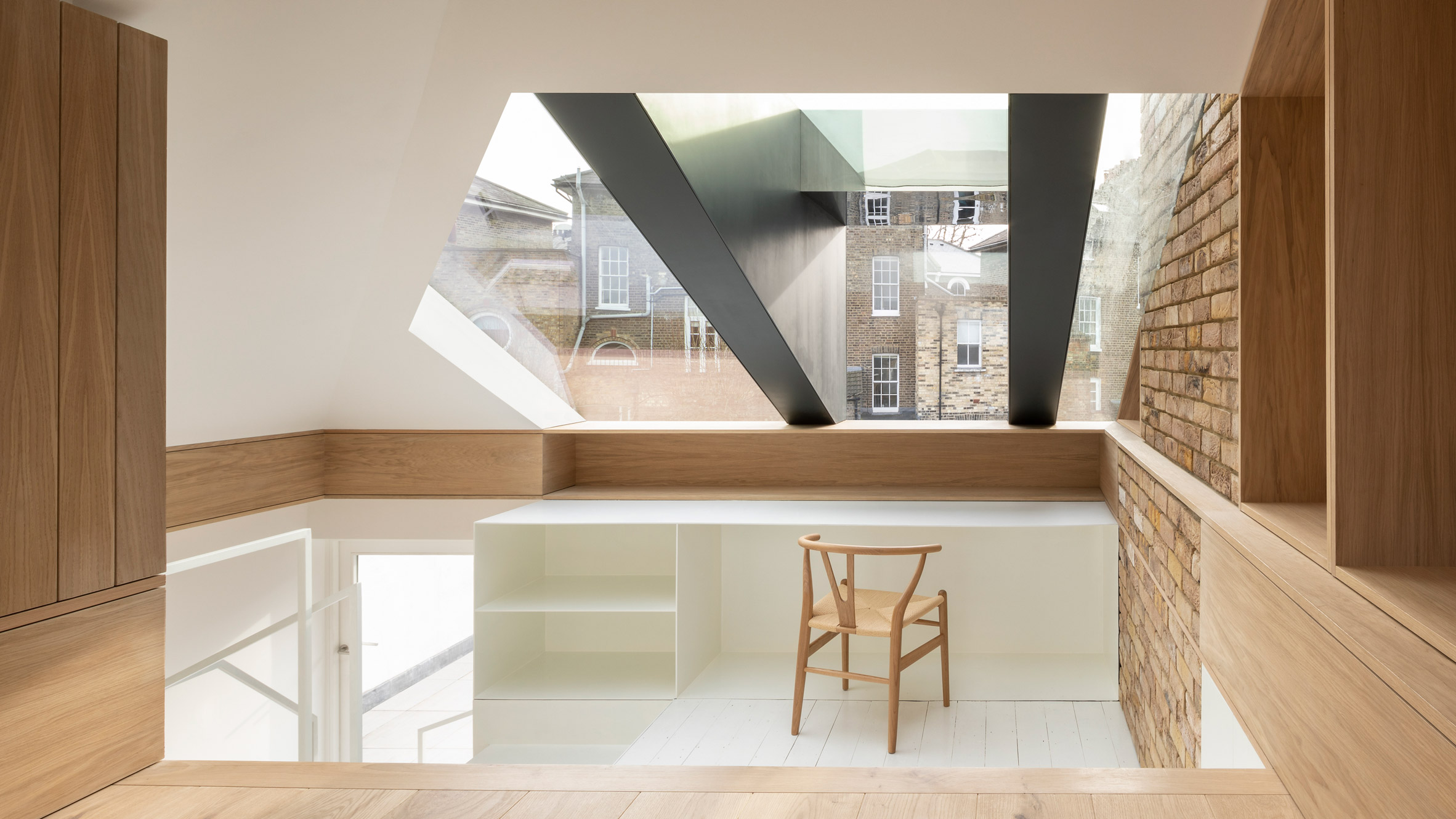 Con Form Architects Opens Up Loft Space With Glass And Steel