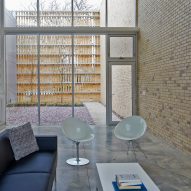 Lipton Thayer Brick House in Chicago, Illinois by Brooks Scarpa