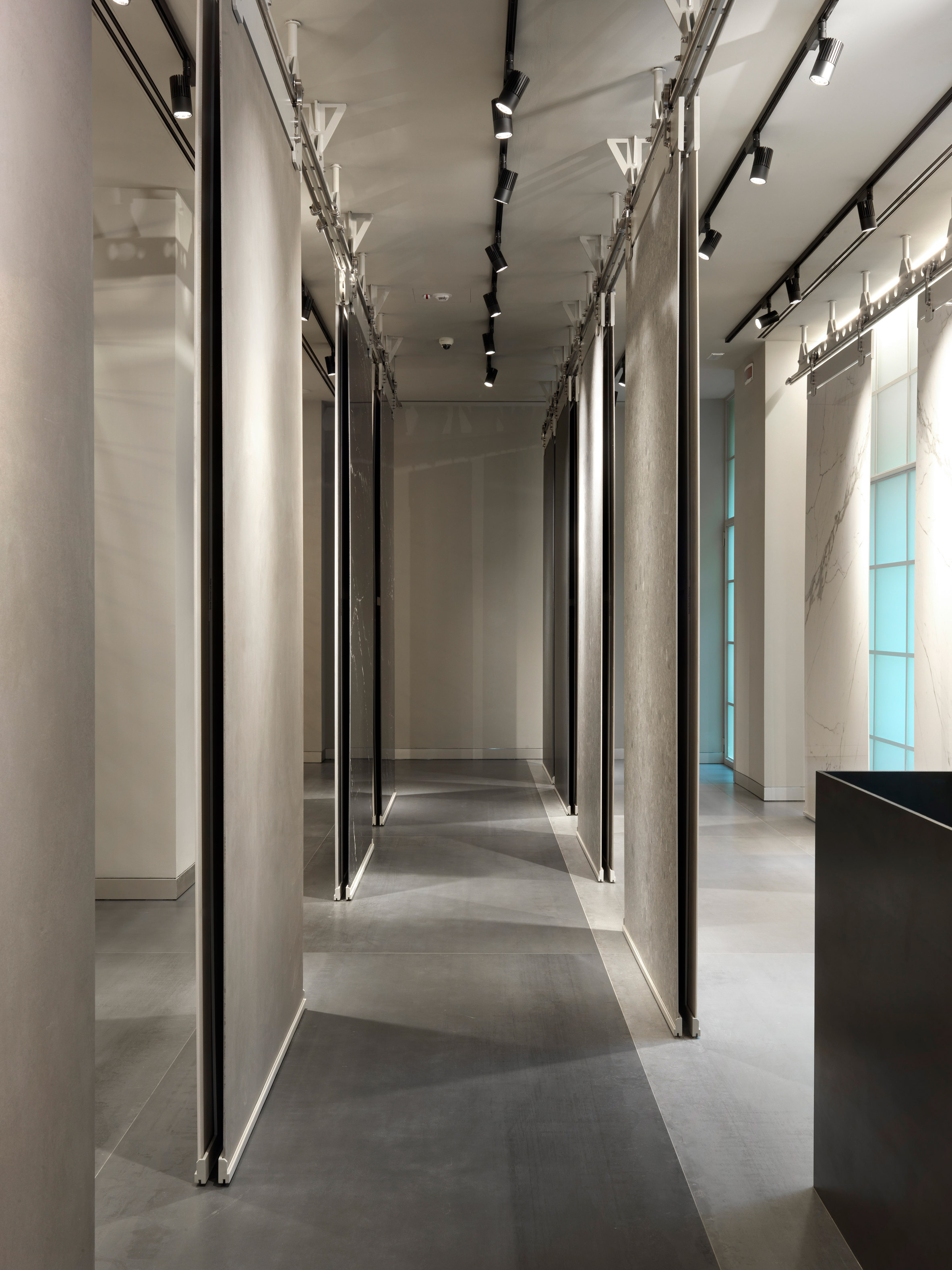 Marazzi showroom in Milan, designed by Antonio Citterio and Patricia Viel