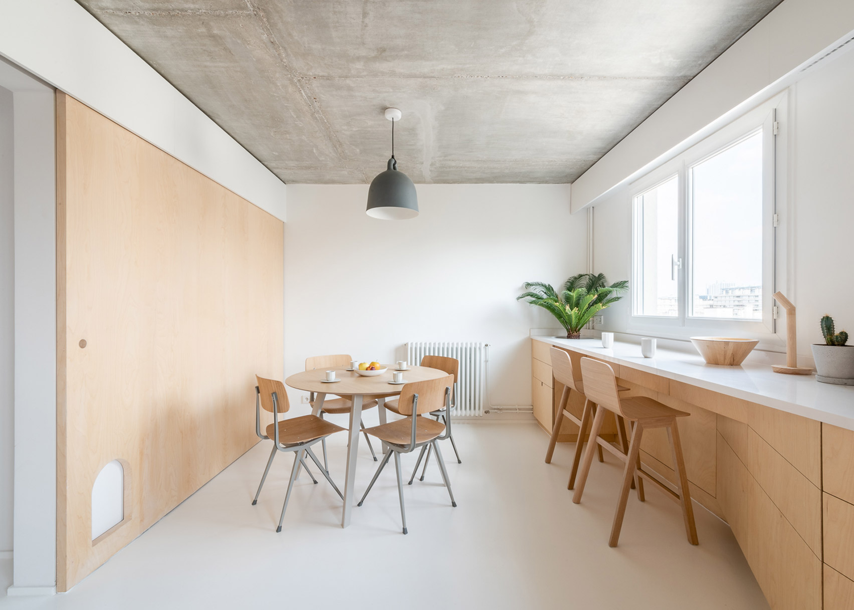 Sacha apartment by SABO Project