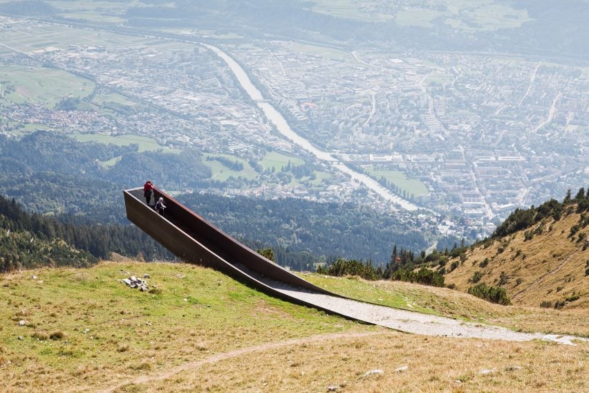 Cantilevered viewpoint on Perspektivenweg walking trail by Snøhetta, Innsbruck, Austria
