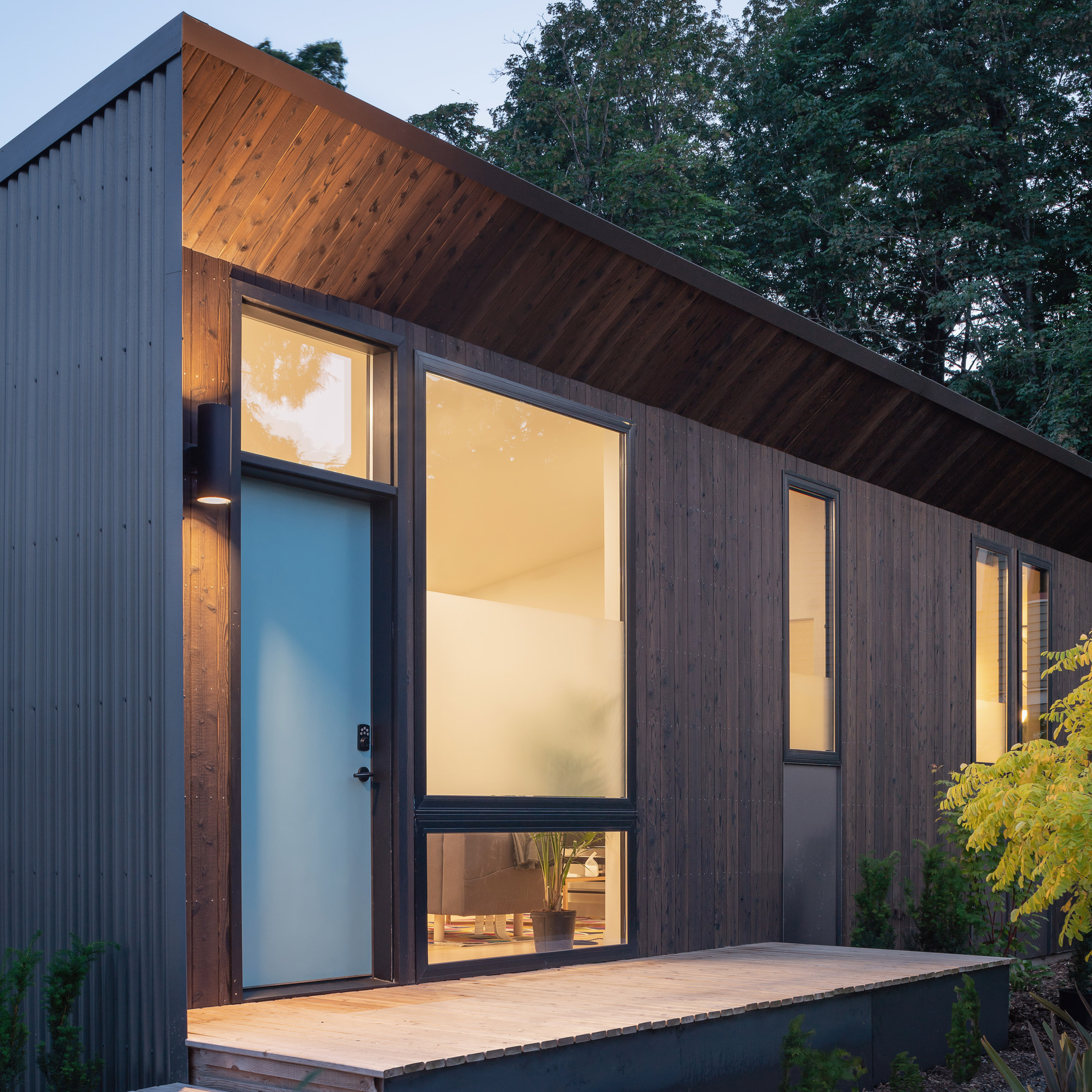 Wittman Estes And Node Build Prefab Backyard Cottage In Seattle