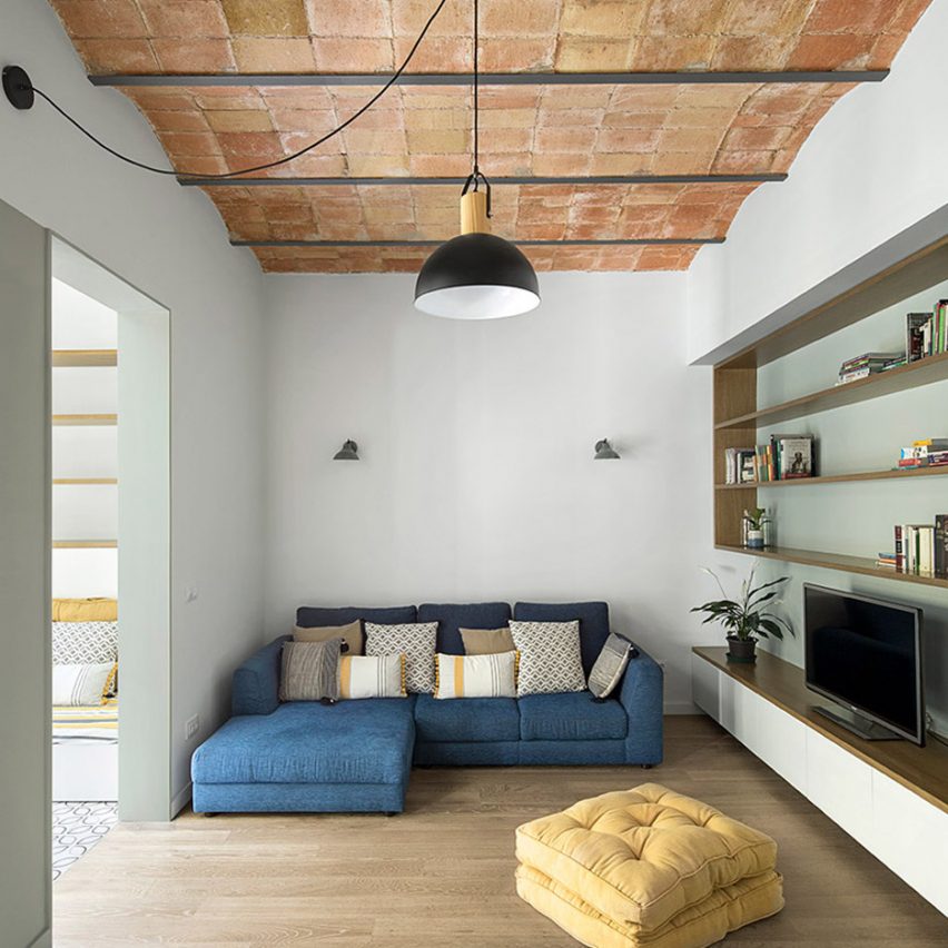 Caldrap Barcelona Apartment renovation by Nook Architects