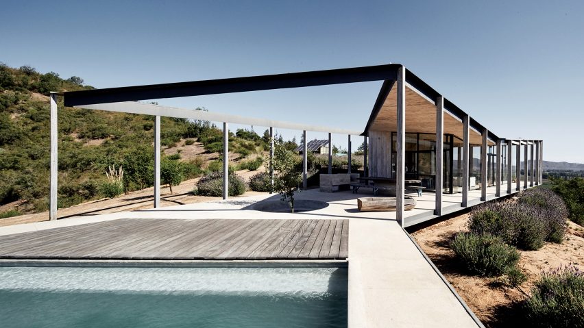 Casa 14 by Alvano y Riquelme Architects