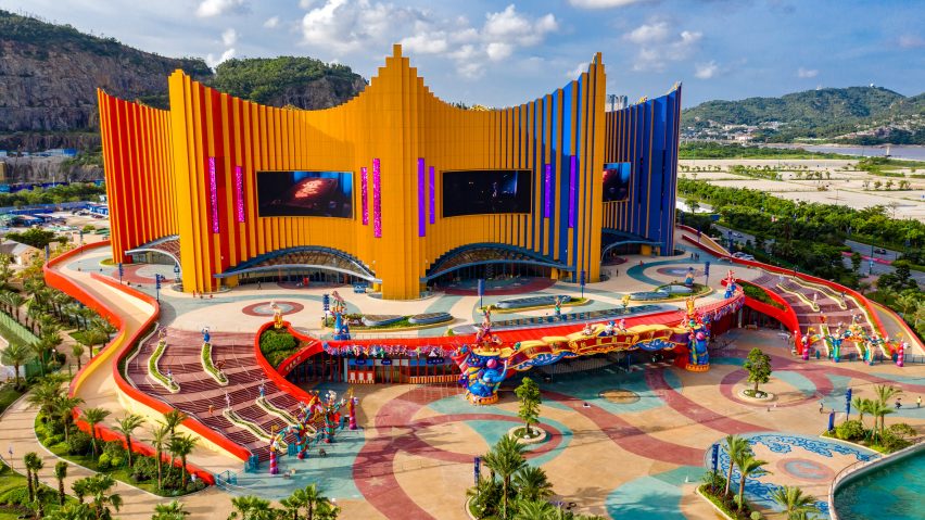 The Chimelong Theatre by Stufish