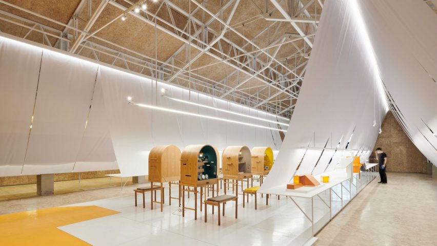 Paper Roof Paper Curve By B P Architects Dezeen Awards
