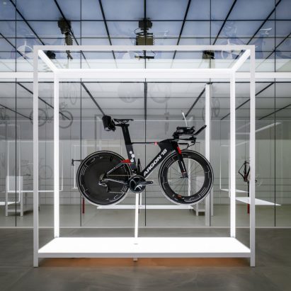 United Cycling LAB & Store by Johannes Torpe Studios