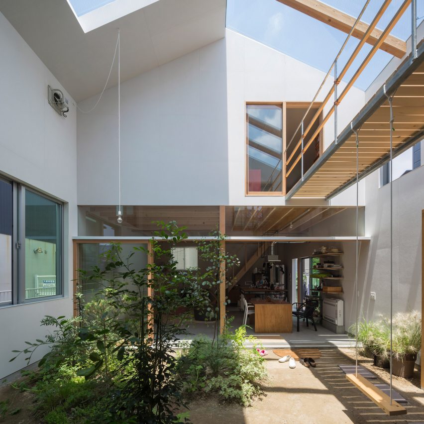 House in Tsukimiyama in Kobe, Japan, by Tato Architects